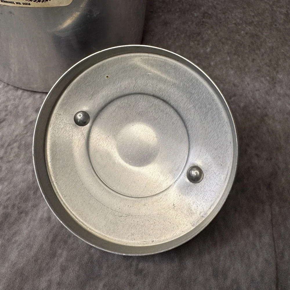 Vintage Leyse Priscilla Ware Aluminum 4 Quart 1 Gallon Milk Can Lid Wire Handle